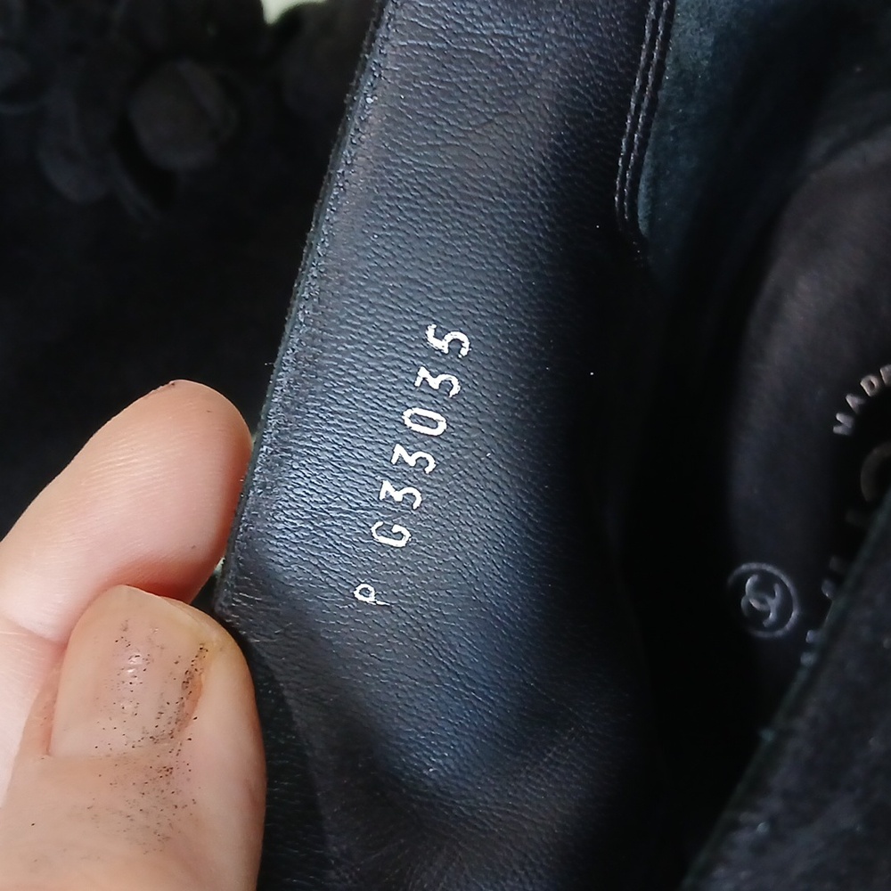 🖤 CHANEL 2017 Camellia Black Suede Peep Toe Boots CC Logo Karl Lagerfeld 38.5 - Picture 12 of 13